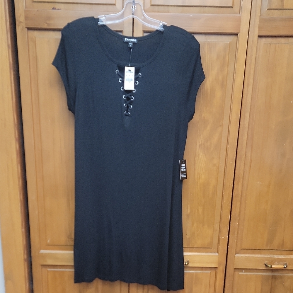 NEW Express Size MEDIUM Black Midi Stretch Comfy Dress